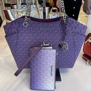 MICHAEL KORS JST Lg Chain Shoulder Tote & Double Zip Wristlet Wallet 
Dk Purple